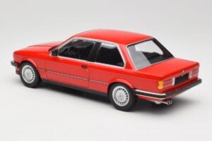 BMW 323i E21 Rosso Minichamps 1:18 155026000 Pressofusione — immagine 5 di 6