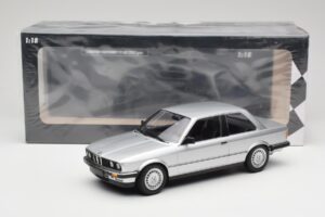 BMW 323i E21 Argento Minichamps 1:18 155026001 Pressofusione — immagine 6 di 6