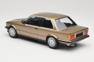 BMW 323i E30 Brown Metallic Minichamps 1:18 155026004 Pressofusione — immagine 5 di 6