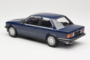 BMW 323i E30 Saturn Blue Minichamps 1:18 155026009 Pressofusione — immagine 5 di 6