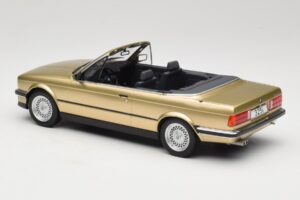 BMW 325i E30 Cabriolet Beige MCG 1:18 MCG18544 Pressofusione — immagine 5 di 6
