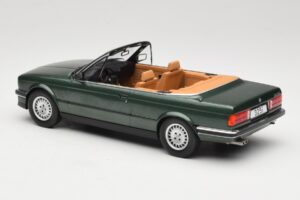 BMW 325i E30 Cabriolet Verde MCG 1:18 MCG18545 Pressofusione — immagine 5 di 6