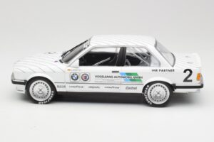 BMW 325i E30 #2 O. Manthey Vogelsang Automobile 3rd Place Eifel Race DTM 1986 Minichamps 1:18 155862602 Pressofusione — immagine 3 di 6
