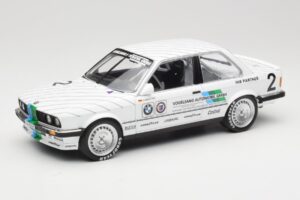 BMW 325i E30 #2 O. Manthey Vogelsang Automobile 3rd Place Eifel Race DTM 1986 Minichamps 1:18 155862602 Pressofusione