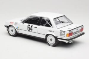 BMW 325i E30 #64 Auto Budde K. Oestreich / E. Rensing Winner 24 Hours Nürburgring 1986 Minichamps 1:18 155862664 Pressofusion — immagine 4 di 6