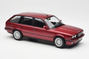 BMW 325i E30 Touring Rosso Metallic Norev 1:18 183218 Pressofusione — immagine 4 di 6