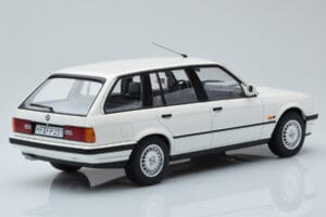BMW 325i E30 Touring Bianco Edizione Limitata Norev 1:18 183217 Pressofusione — immagine 2 di 6