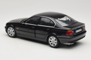 BMW 328i E46 Nero UT Models 1:18 80439422373 Pressofusione — immagine 7 di 8