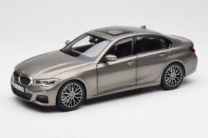 BMW 330i G20 Argento Norev 1:18 183275 Pressofusione