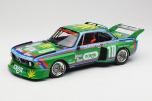 BMW 3.5 CSL E9 Schnitzer #10 D. Quester / R. Peterson 6 Hours Watkins Glen 1976 Minichamps 1:18 155762610 Pressofusione