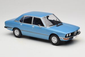 BMW 5 Series E12 Blu MCG 1:18 MCG18541 Pressofusione — immagine 4 di 6