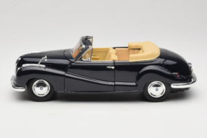 BMW 502 Cabriolet Nero Maisto 1:18 31817 Pressofusione — immagine 4 di 8