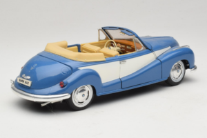 BMW 502 Cabriolet Blu Tchibo 1:18 45396 Pressofusione — immagine 3 di 8