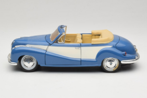 BMW 502 Cabriolet Blu Tchibo 1:18 45396 Pressofusione — immagine 4 di 8