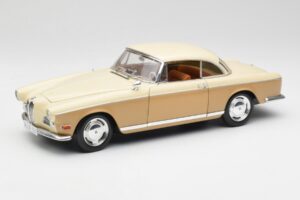 BMW 503 Beige Revell 1:18 8832 Pressofusione