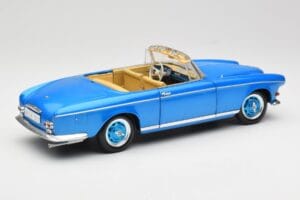 BMW 503 Cabriolet Riviera Blue Revell 1:18 08843 Pressofusione — immagine 4 di 9