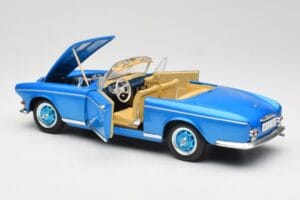 BMW 503 Cabriolet Riviera Blue Revell 1:18 08843 Pressofusione — immagine 6 di 9