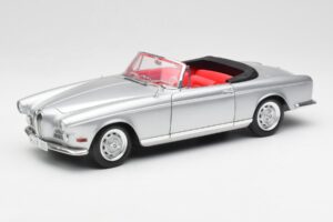 BMW 503 Argento Revell 1:18 18787 Pressofusione