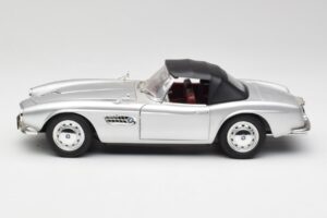 BMW 507 Argento Revell 1:18 9034 Pressofusione — immagine 4 di 8