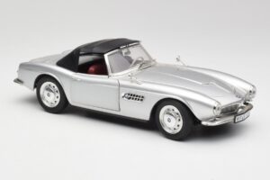 BMW 507 Argento Revell 1:18 9034 Pressofusione — immagine 6 di 8