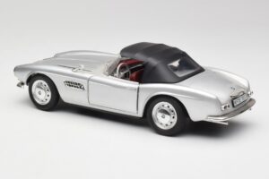 BMW 507 Argento Revell 1:18 9034 Pressofusione — immagine 7 di 8
