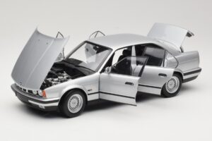 BMW 535i E34 Argento Minichamps 1:18 100024005 Pressofusione — immagine 2 di 8