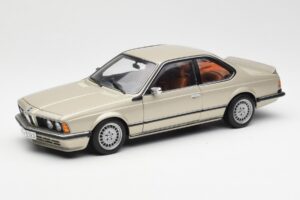 BMW 635 CSi E24 Bronzit Beige Metallic AUTOart 1:18 70523 Pressofusione
