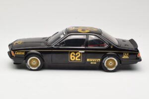 BMW 635 CSi E24 #62 J. Richards JPS Team BMW ATCC Winner 1985 AUTOart 1:18 88548 Pressofusione — immagine 4 di 8