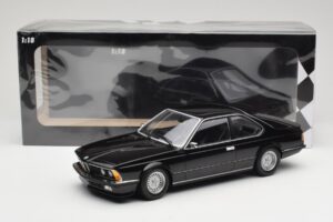 BMW 635 CSi E24 Black Metallic Minichamps 1:18 155028104 Pressofusione — immagine 6 di 6