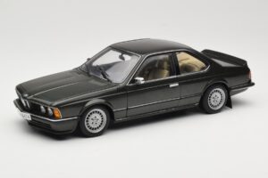 BMW 635 CSi E24 Malachit Green Metallic AUTOart 1:18 70522 Pressofusione