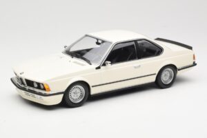 BMW 635 CSi E24 Bianco Minichamps 1:18 155028102 Pressofusione
