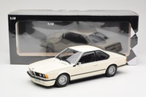 BMW 635 CSi E24 Bianco Minichamps 1:18 155028102 Pressofusione — immagine 6 di 6