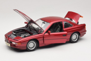 BMW 850i E31 Rosso Tchibo 1:18 36157 Pressofusione — immagine 2 di 8