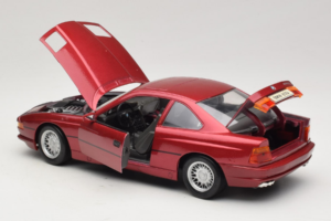BMW 850i E31 Rosso Tchibo 1:18 36157 Pressofusione — immagine 5 di 8