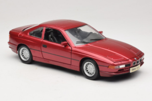 BMW 850i E31 Rosso Tchibo 1:18 36157 Pressofusione — immagine 6 di 8