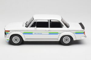 BMW Alpina 2002 E10 Turbo Bianco MCG 1:18 MCG18409-R Pressofusione — immagine 3 di 6