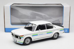 BMW Alpina 2002 E10 Turbo Bianco MCG 1:18 MCG18409-R Pressofusione — immagine 6 di 6