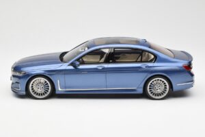 BMW Alpina B7 G12 Blu GT Spirit 1:18 GT465 Resina — immagine 3 di 6