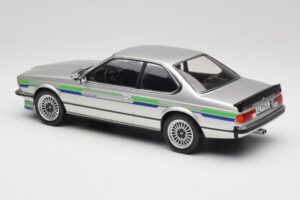 BMW Alpina B7 Turbo E24 Polaris Silver MCG 1:18 MCG18234 Pressofusione — immagine 5 di 6