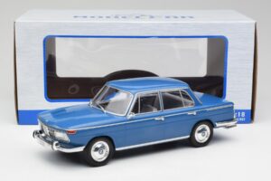 BMW 2000 Tilux E120 Caribe Blu MCG 1:18 MCG18291 Pressofusione — immagine 6 di 6