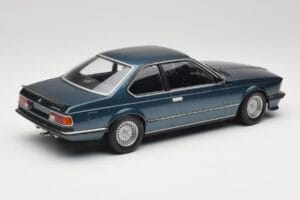 BMW 635 CSi E24 Petrol Blue Metallic Minichamps 1:18 155028108 Pressofusione — immagine 2 di 6