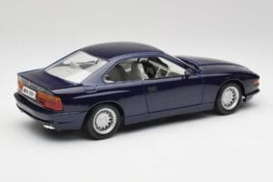 BMW E31 850i Mauritius Blu Maisto 1:18 438813100299 Pressofusione — immagine 3 di 8