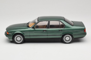BMW Alpina B11 E32 3.5 Metallic Green MCG 1:18 MCG18233 Pressofusione — immagine 3 di 6
