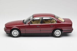 BMW 535i E34 Rosso Minichamps 1:18 100024002 Pressofusione — immagine 4 di 8