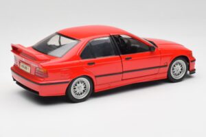 BMW 318is E36 Rosso UT Models 1:18 180024302 Pressofusione — immagine 3 di 8