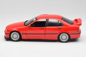 BMW 318is E36 Rosso UT Models 1:18 180024302 Pressofusione — immagine 4 di 8