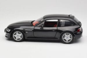 BMW Z3 E36 M Coupé Cosmos Nero UT Models 1:18 80439422193 Pressofusione — immagine 4 di 8