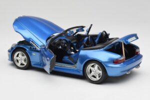 BMW Z3 E36 M Roadster Estoril Blue Bburago 1:18 3349-M1 Pressofusione — immagine 5 di 8