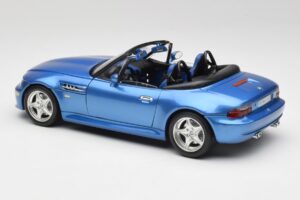 BMW Z3 E36 M Roadster Estoril Blue Bburago 1:18 3349-M1 Pressofusione — immagine 7 di 8