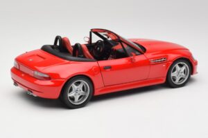 BMW Z3 E36 M Roadster Imola Rosso UT Models 1:18 20411 Pressofusione — immagine 3 di 8